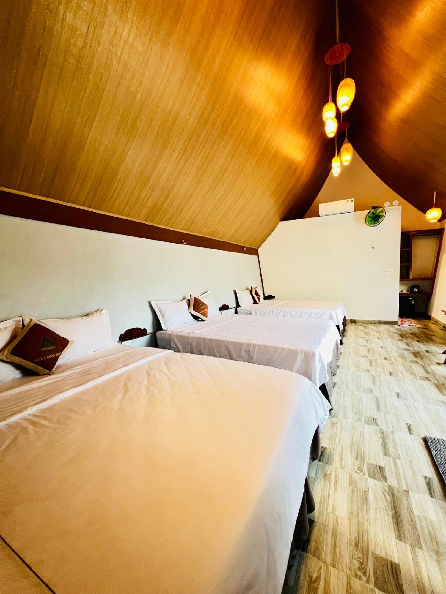 Tropical Valley Homestay - Villas Phong Nha Extérieur photo