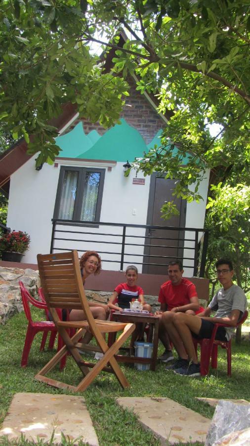 Tropical Valley Homestay - Villas Phong Nha Extérieur photo