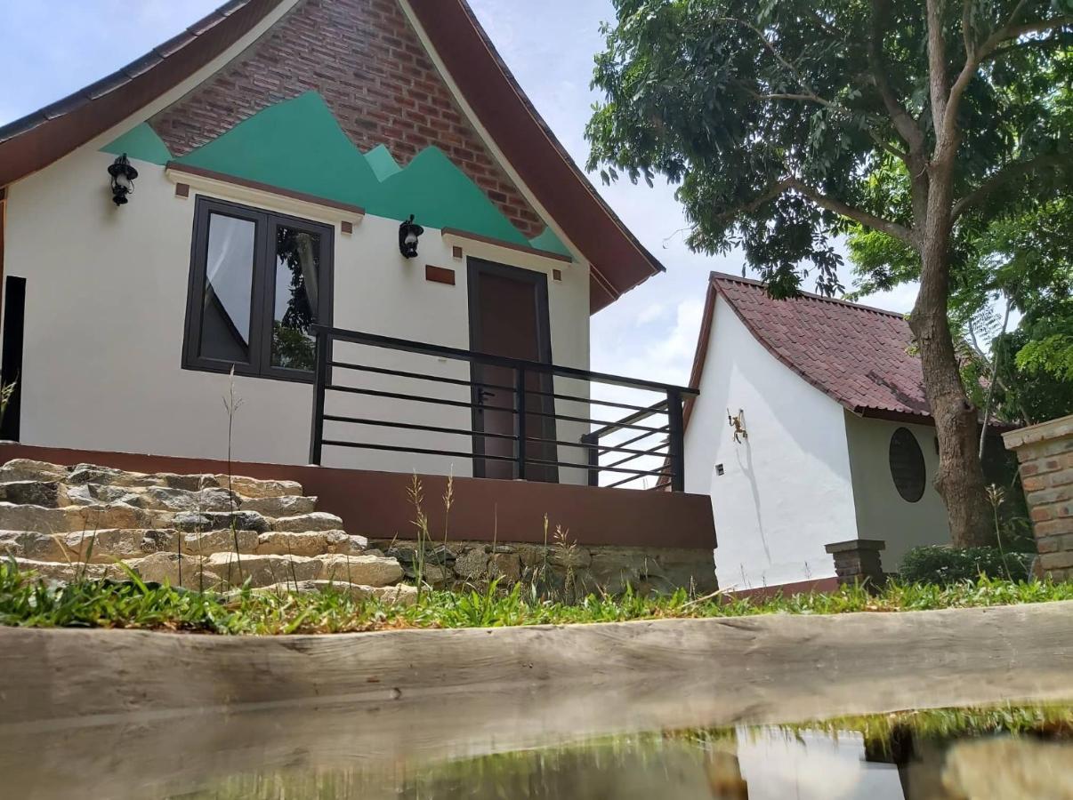 Tropical Valley Homestay - Villas Phong Nha Extérieur photo